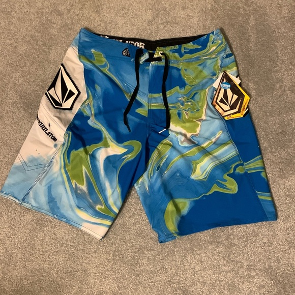 NWT Volcom Surf Swim Trunks Board Shorts Sz 30 - Picture 1 of 9